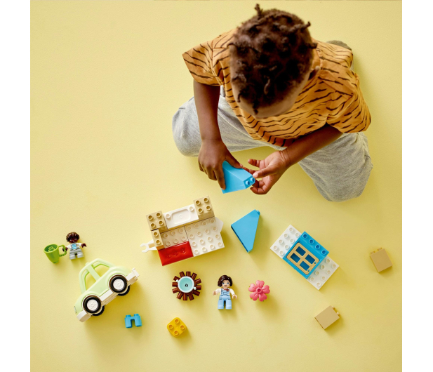 LEGO DUPLO Town 10986 Dom rodzinny na kółkach - 1091261 - zdjęcie 7